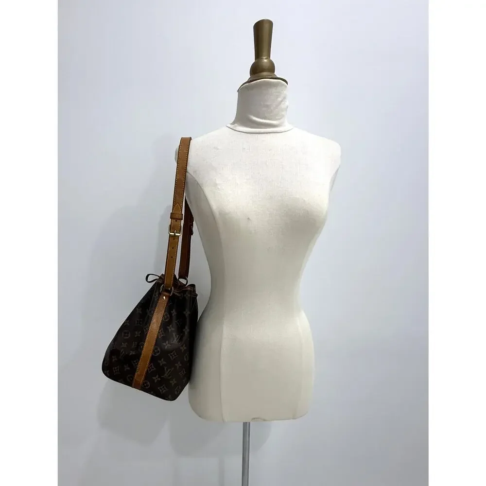 Vintage Louis Vuitton Noé Monogram Leather Shoulder Bag Cert. of Authenticity